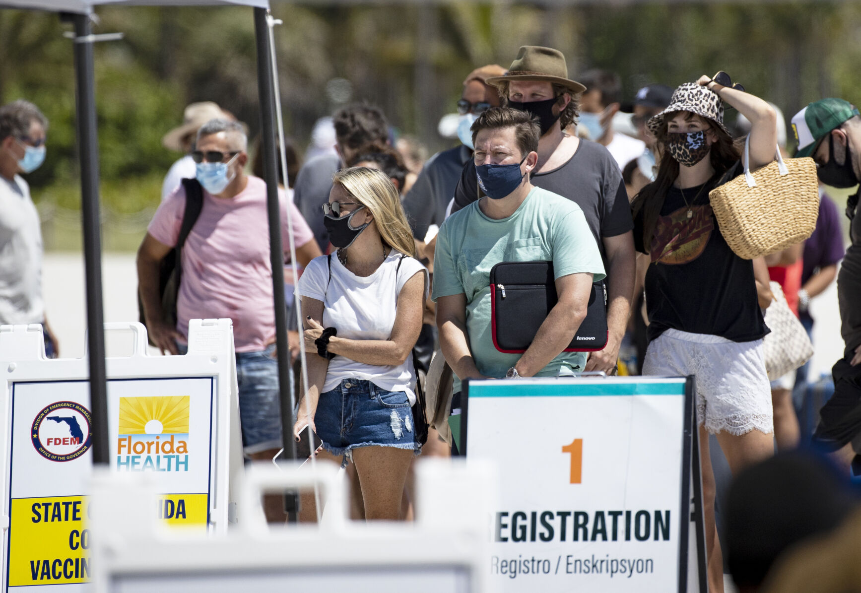 APTOPIX Virus Outbreak Florida Vaccine